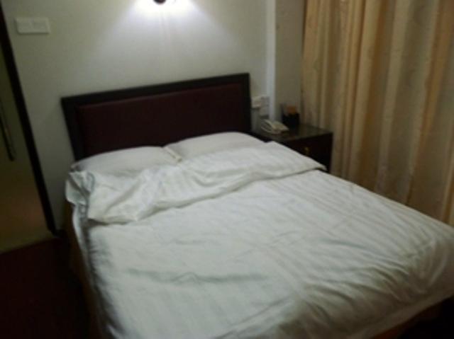 Aditya Hotel Куала-Лумпур Номер фото